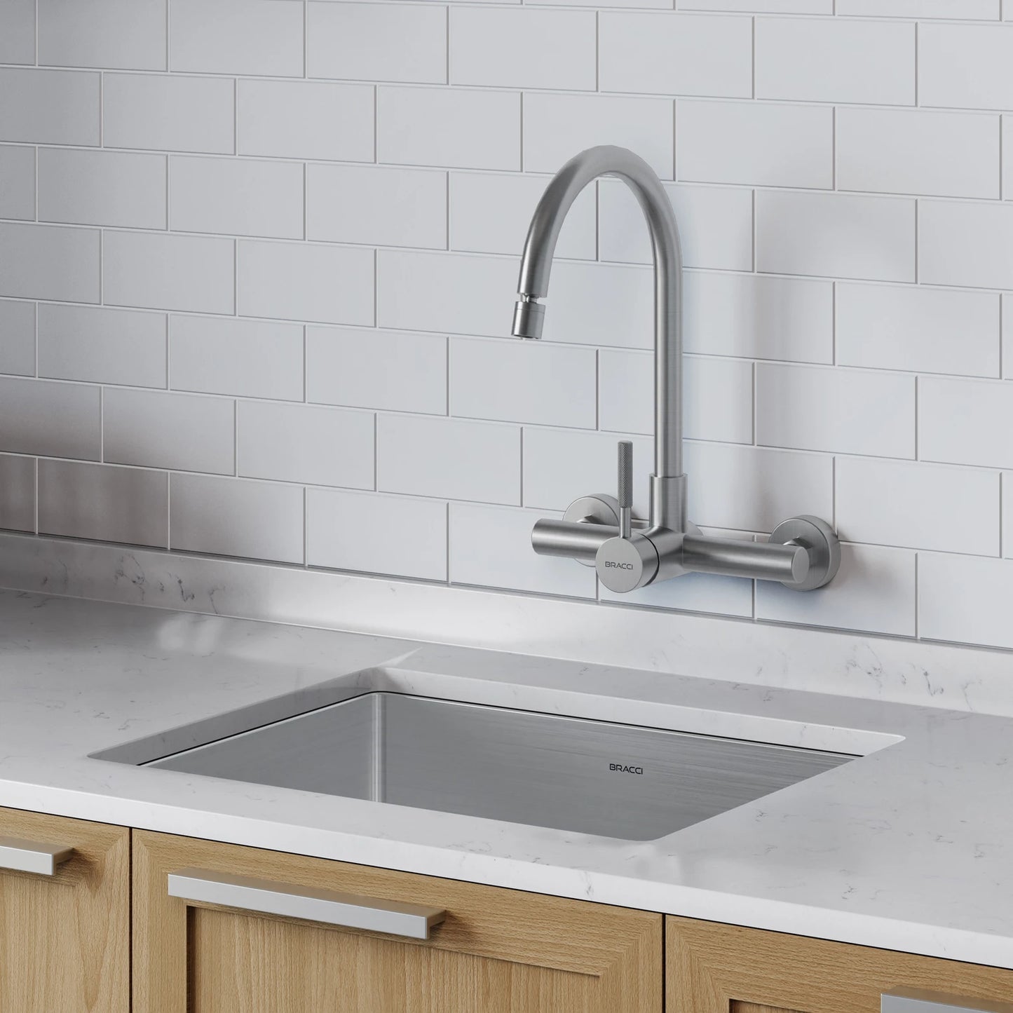 TORNEIRA MONOCOMANDO Q/F DE PAREDE ST LOUISE PLUS AÇO ESCOVADO